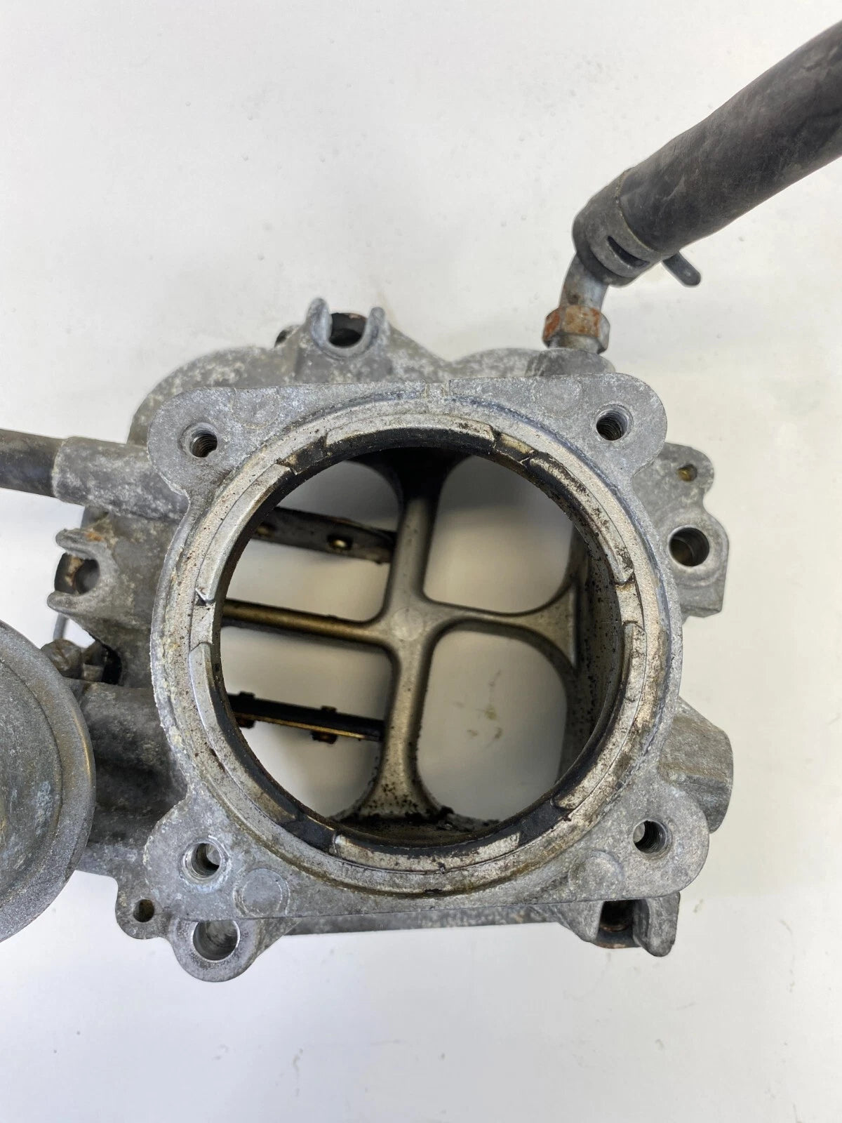 2002 2003 LEXUS ES300 TOYOTA CAMRY 3.0L V6 THROTTLE BODY HOUSING OEM