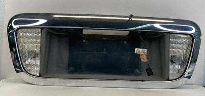 03-06 Lincoln Navigator Rear Trunk Lid License Light Plate Finish Panel Molding