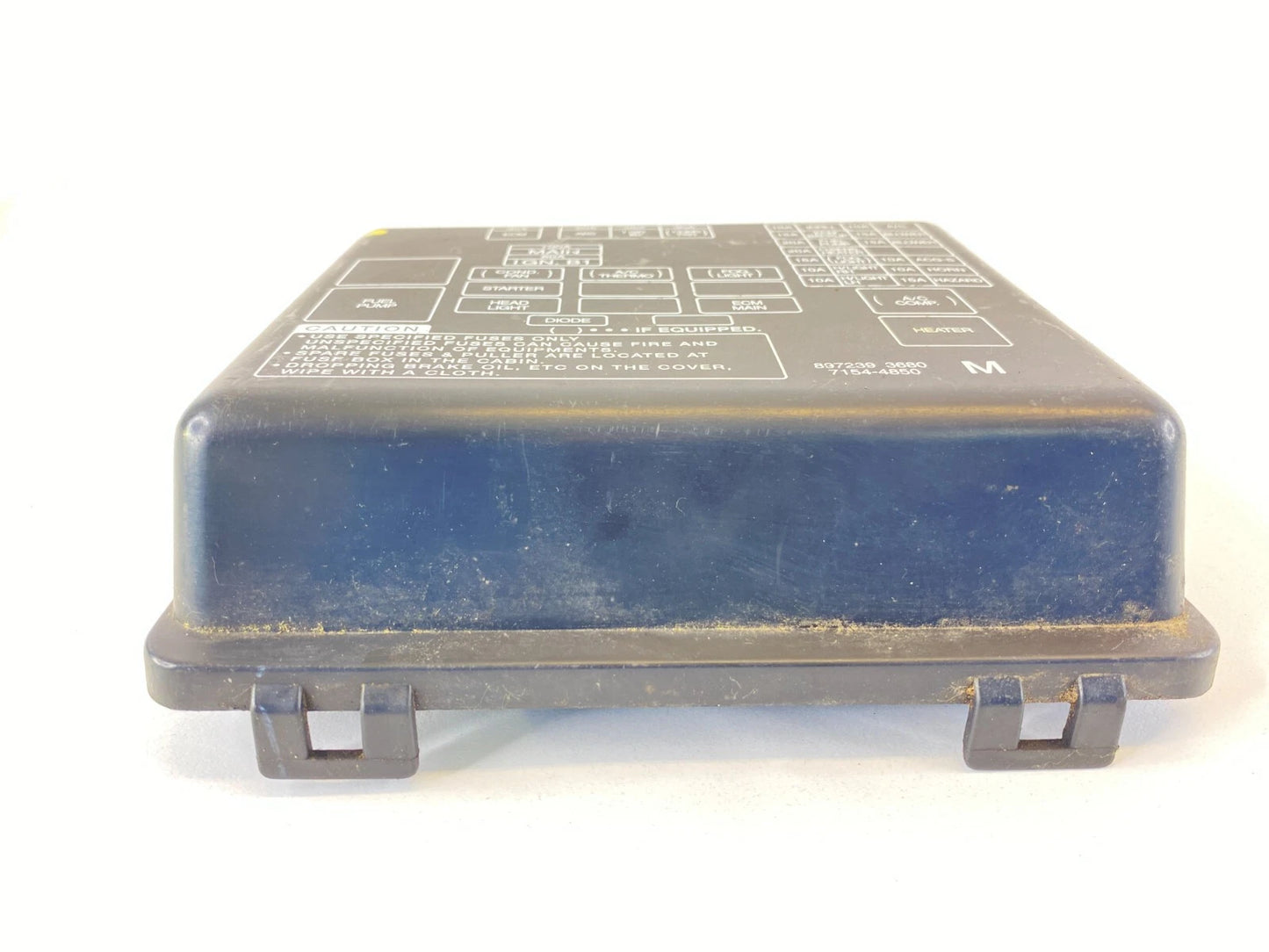 02 03 ISUZU RODEO SPORT UNDER HOOD ENGINE FUSE BOX LID COVER UNIT OEM 8972393680