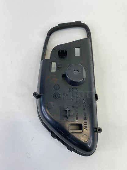2014-2016 KIA FORTE FRONT RIGHT INTERIOR DOOR HANDLE BEZEL COVER 82621-A7000 OEM