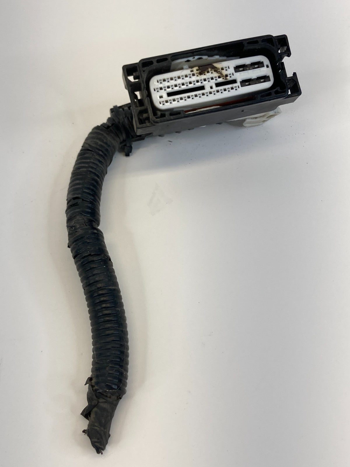 2016 2017 Honda Accord CVT 2.4L ABS Anti Lock Brake Module Connector Socket OEM