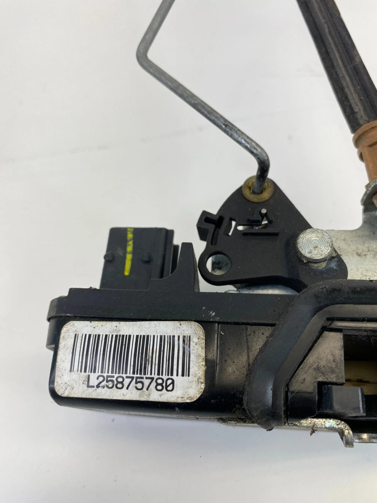 2008-2010 SATURN VUE REAR LEFT SIDE DOOR LOCK LATCH ACTUATOR L25875780 OEM