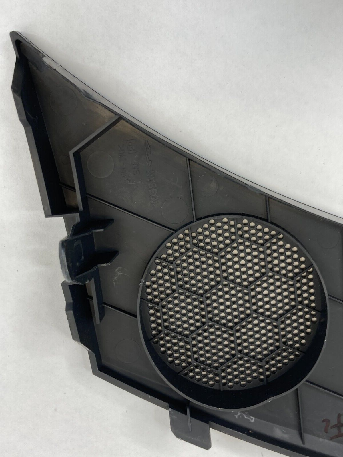 11-13 Nissan Rogue Front Right Passenger Side Speaker Grille Cover Trim OEM