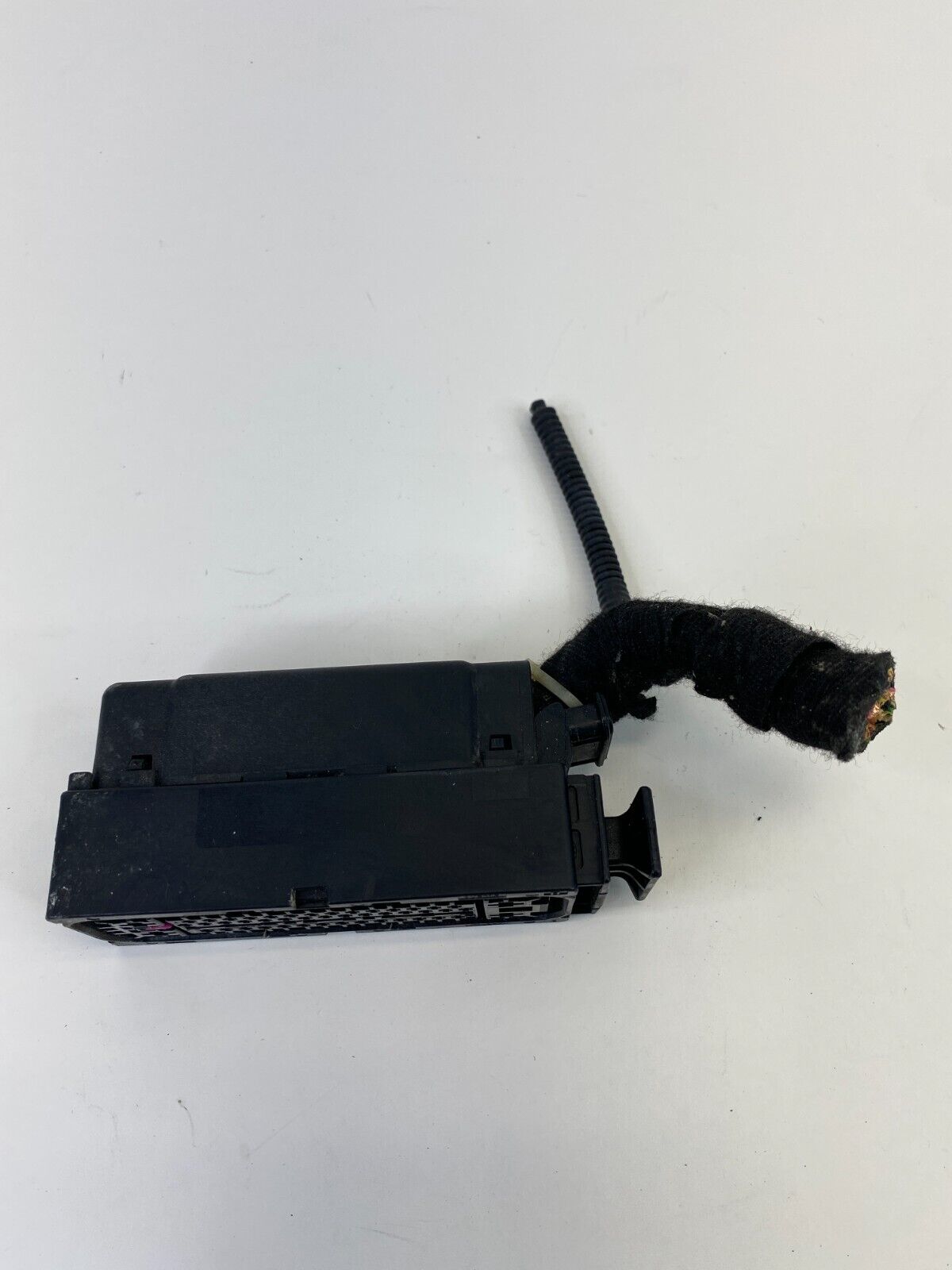 2006-2010 Volkswagen New Beetle ABS Pump Connector Plug Wire Socket OEM