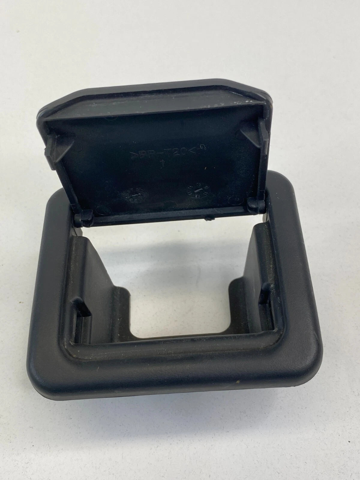 2011-2014 HYUNDAI SONATA REAR DECK SEAT CHILD SAFETY ANCHOR HOOK COVER CAP TRIM