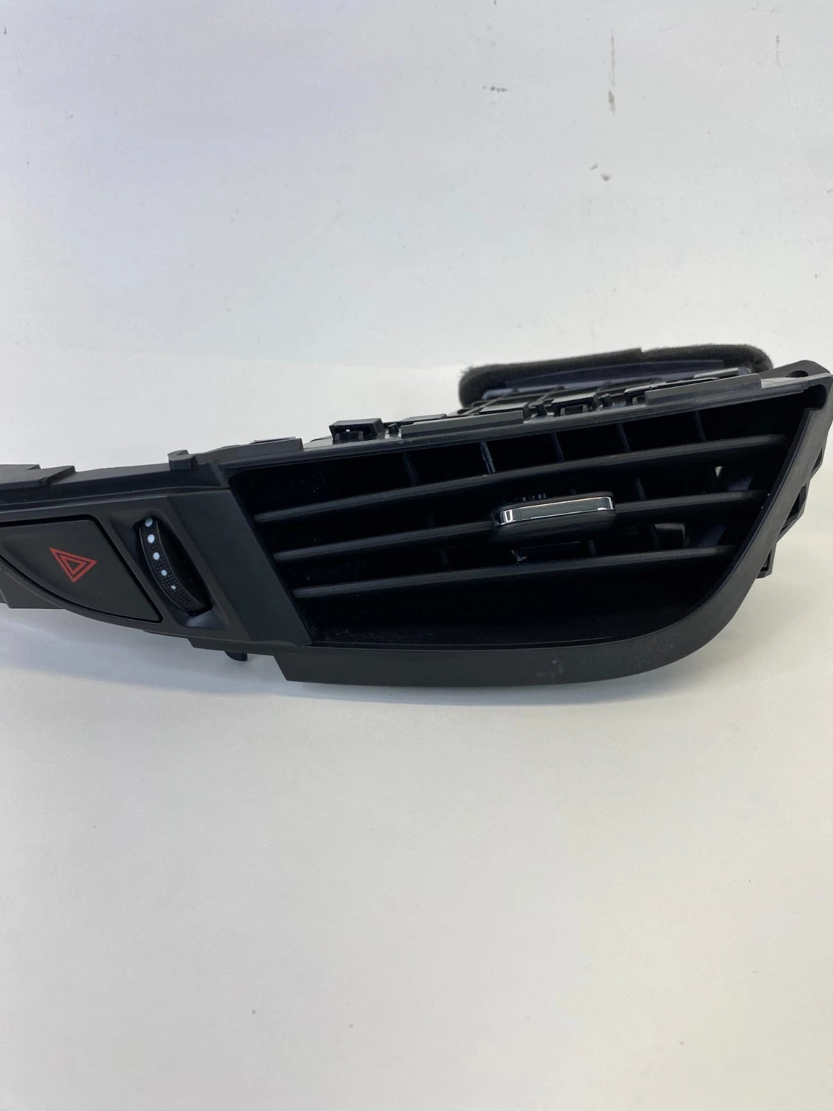 13-19 CADILLAC ATS RIGHT CENTER DASH AC A/C HEATER AIR VENT GRILLE 23108719 OEM