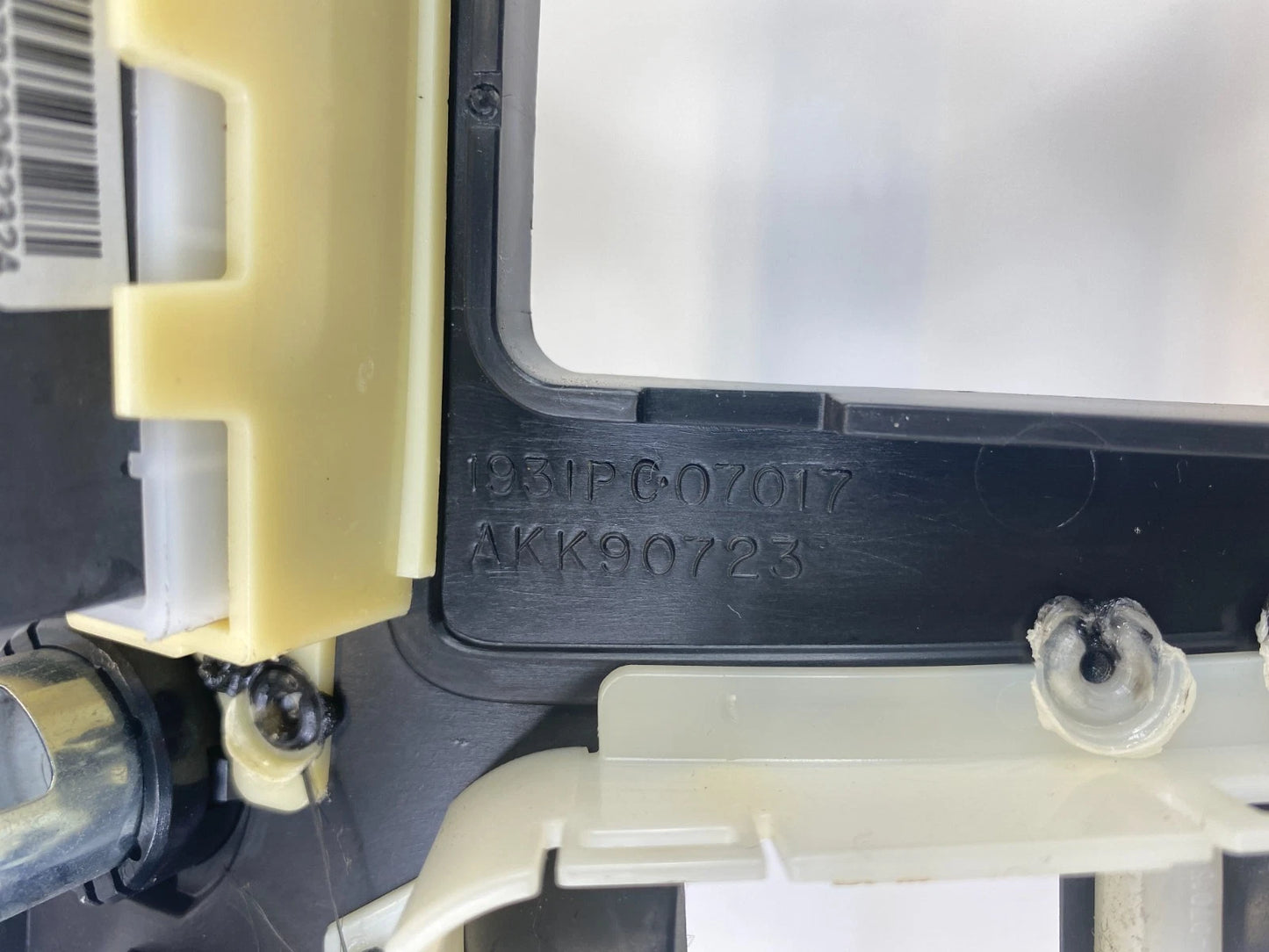 07 08 09 SUZUKI VITARA XL-7 CENTER CONSOLE TRIM SHIFTER PANEL BEZEL AKK90723 OEM