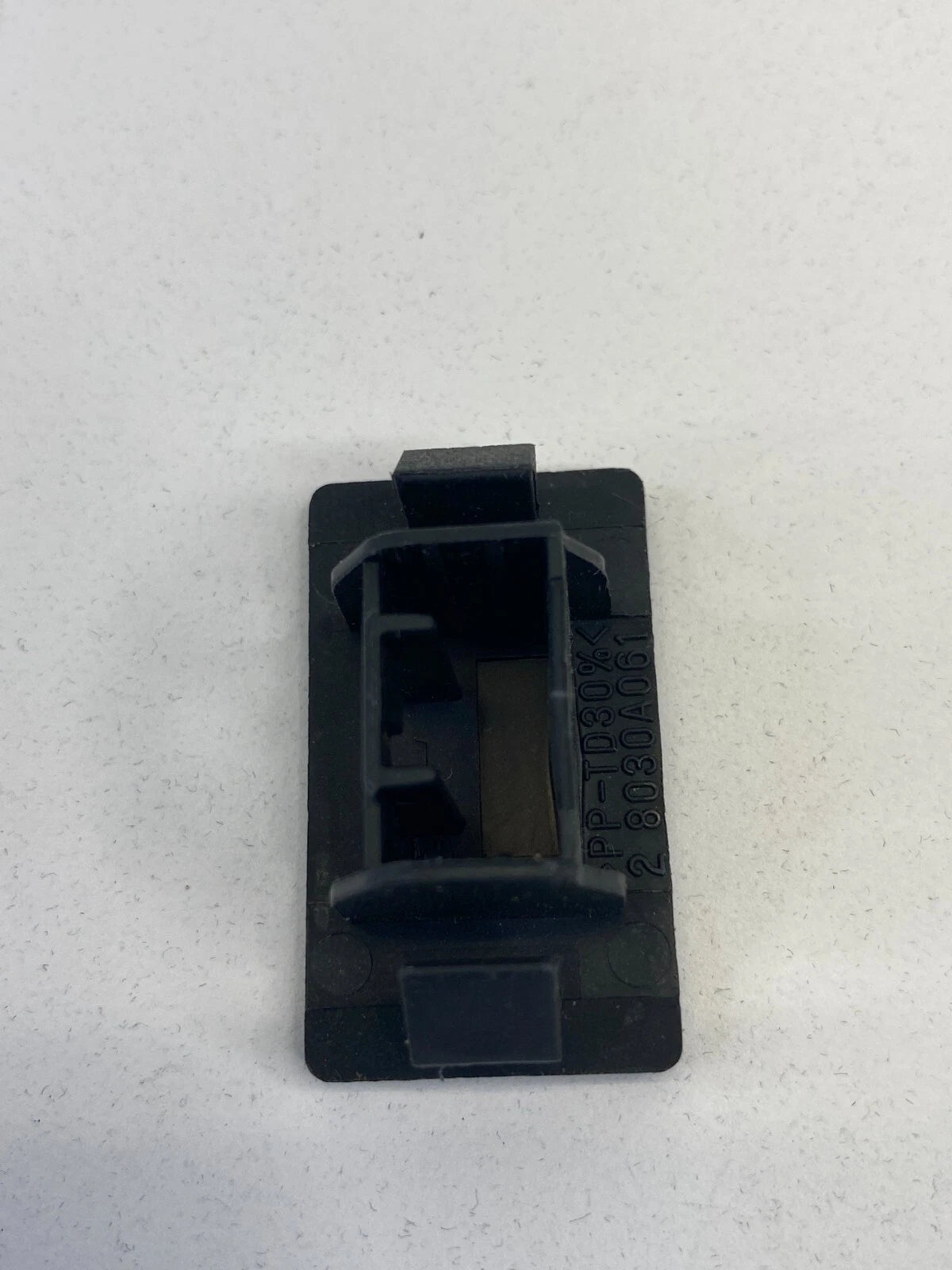 2010 10 MITSUBISHI LANCER SEDAN DASH SWITCH BUTTON KNOB FILLER BLANK 8030A061