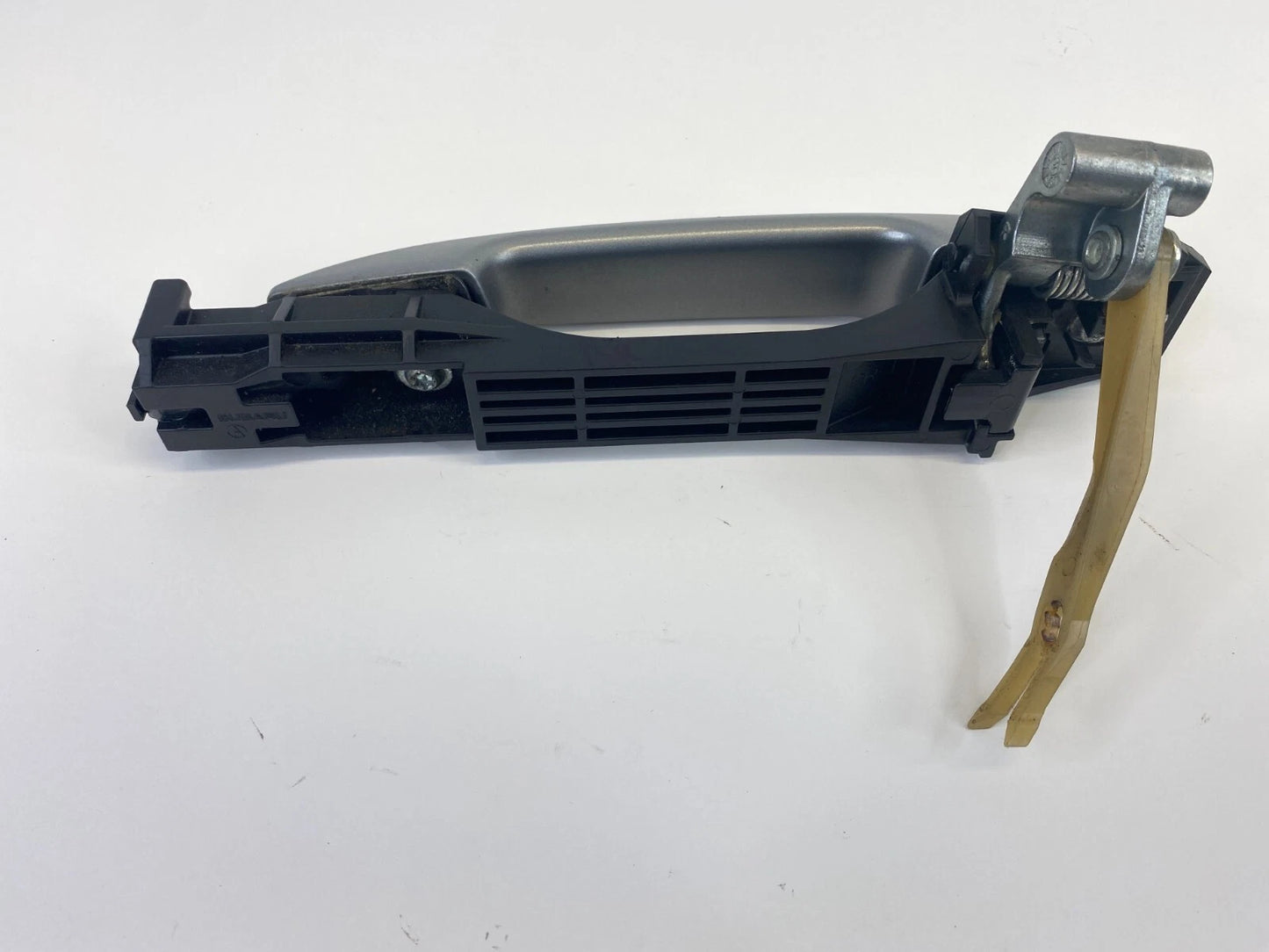 2010-2014 SUBARU LEGACY REAR RIGHT SIDE EXTERIOR DOOR HANDLE ASSEMBLY OEM