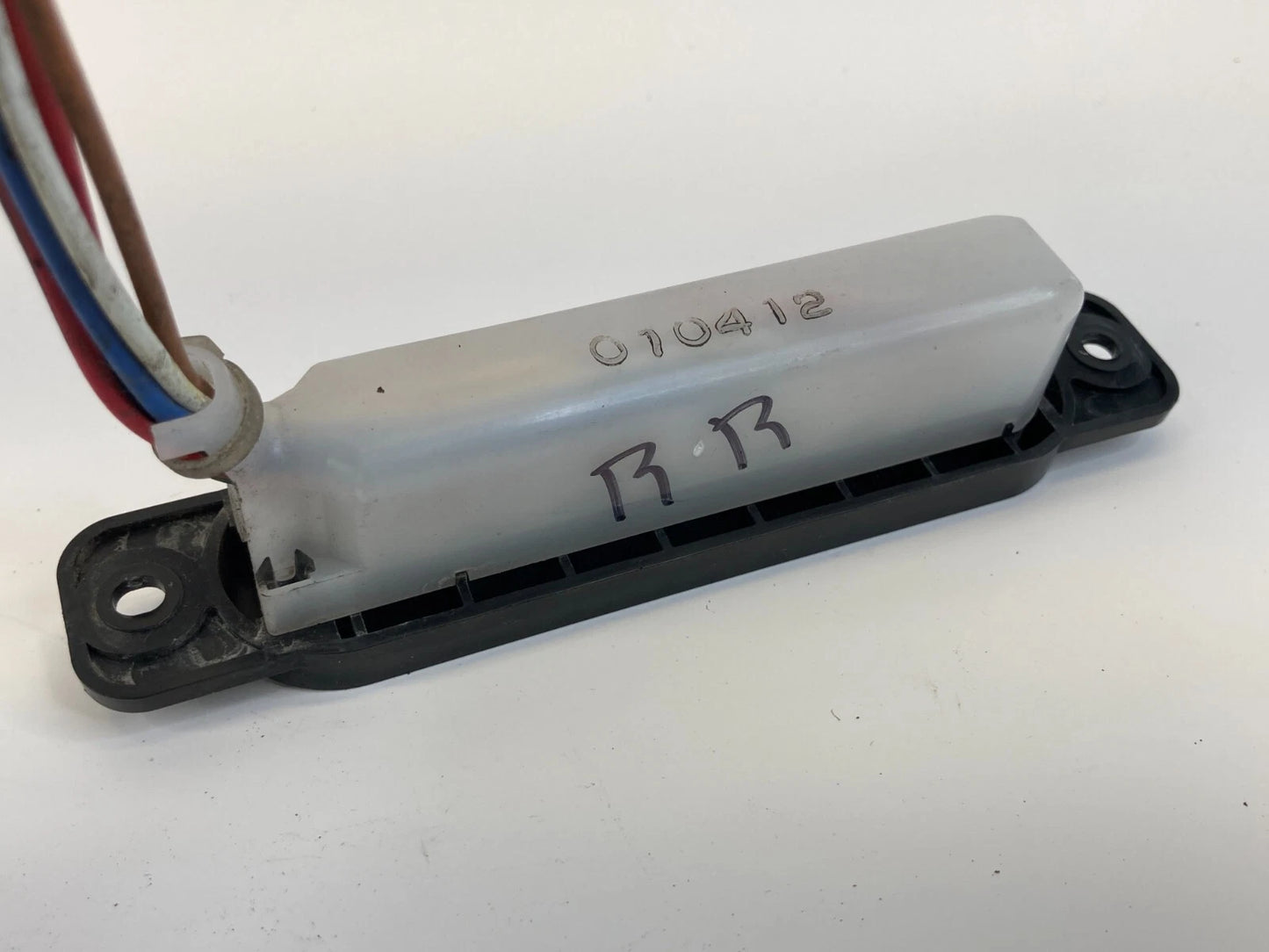 2000 2001 MAZDA MPV REAR RIGHT BARN SLIDING DOOR JAMB CONTACT JOINT SENSOR OEM