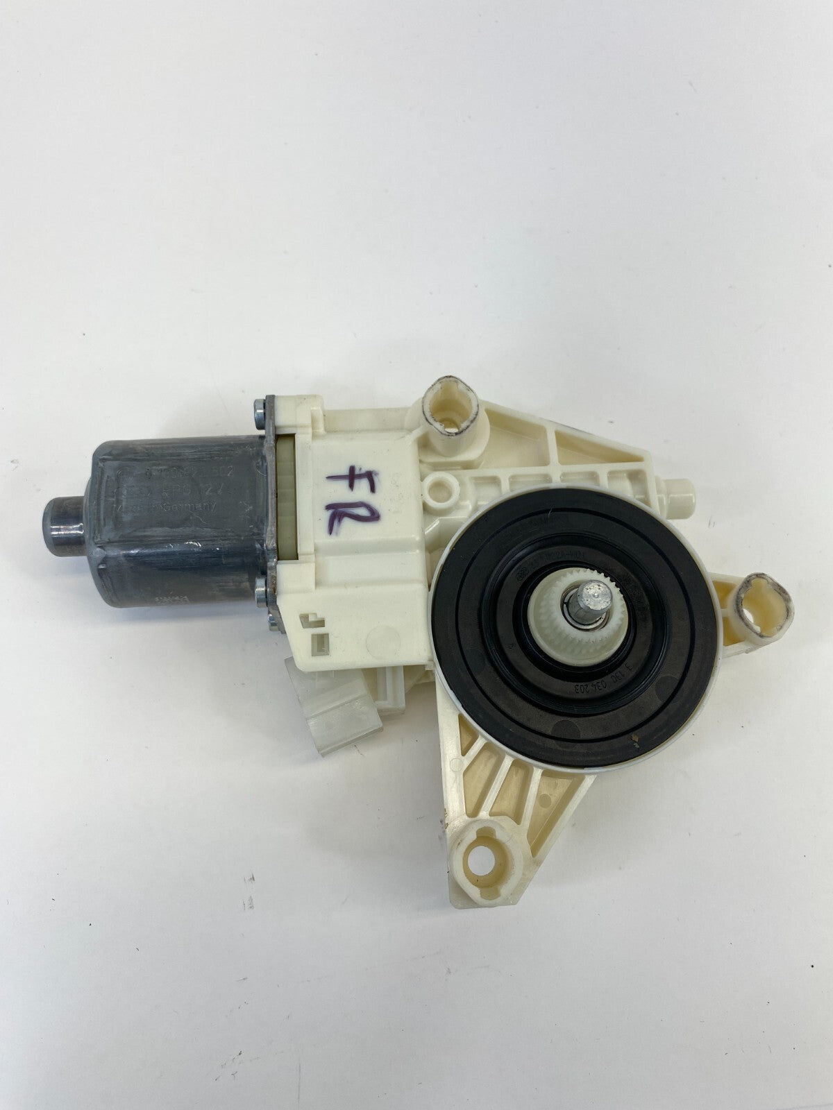 2006-2016 Mercedes-Benz E350 Front Right Door Power Window Motor 0130822502 OEM