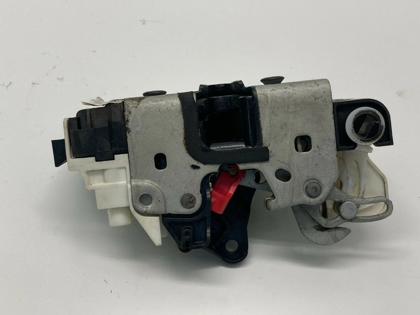 2007-2009 DODGE CALIBER REAR RIGHT SIDE DOOR LOCK LATCH ASSEMBLY P04589414AF OEM