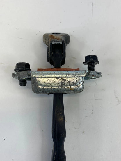 2010 11 12 2013 KIA FORTE FRONT RIGHT SIDE DOOR CHECK STOP STOPPER DETENT OEM