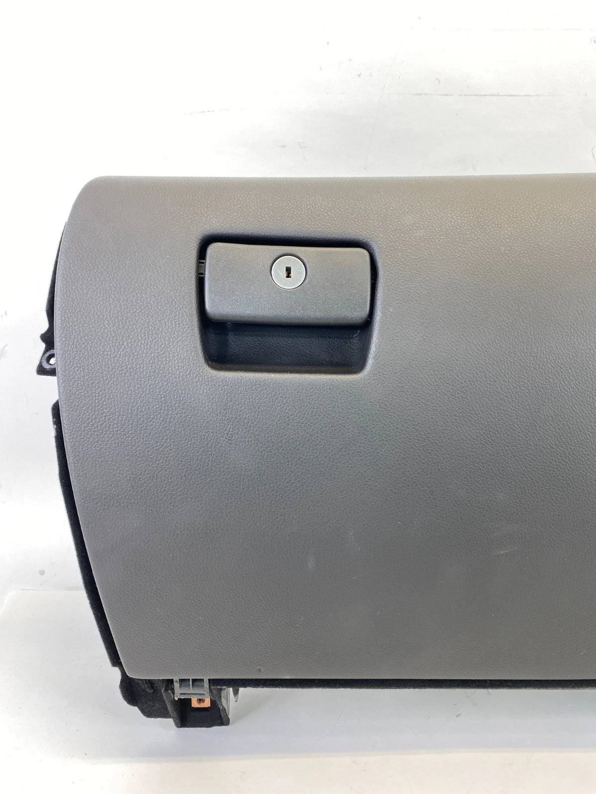 2013-2019 CADILLAC ATS BOX LOCK LATCH HANDLE STORAGE COMPARTMENT 22961869 OEM