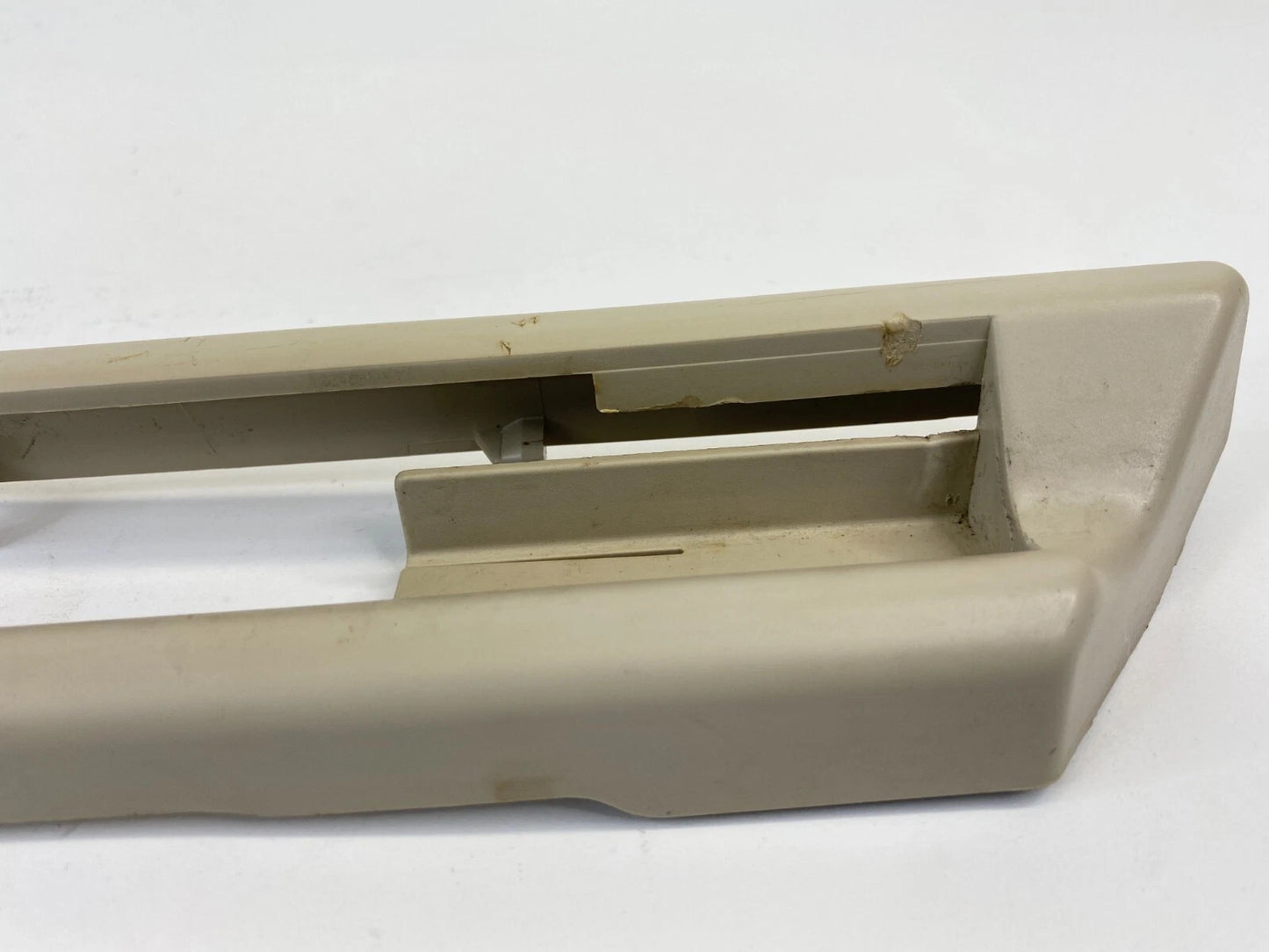 2009 2010 BMW 535I XDRIVE FRONT SEAT RAIL TRIM COVER BEZEL 7007704608290 OEM