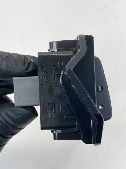 2006-2013 INFINITI M35 M45 G37 REAR TRUNK RELEASE OPEN CONTROL SWITCH BUTTOM