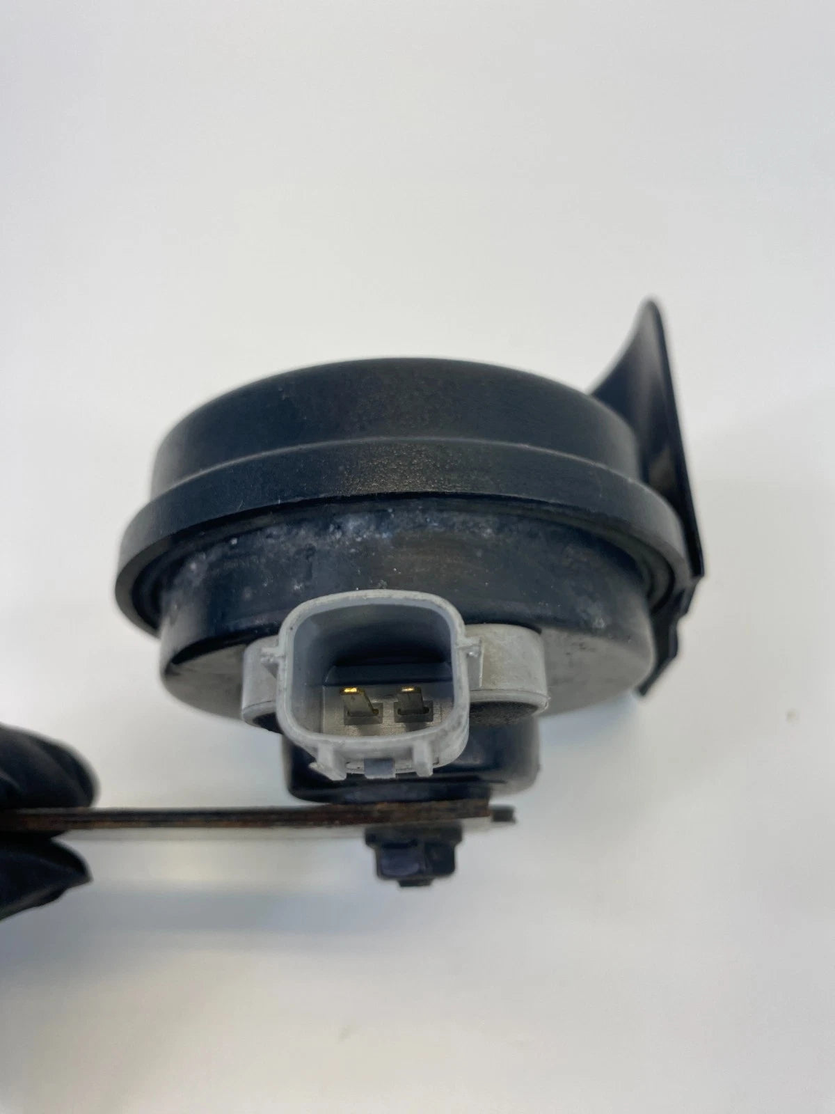 11 12 13 14 15 Kia Optima Low Pitch Note Signal Horn Tone 96610-2T100 OEM