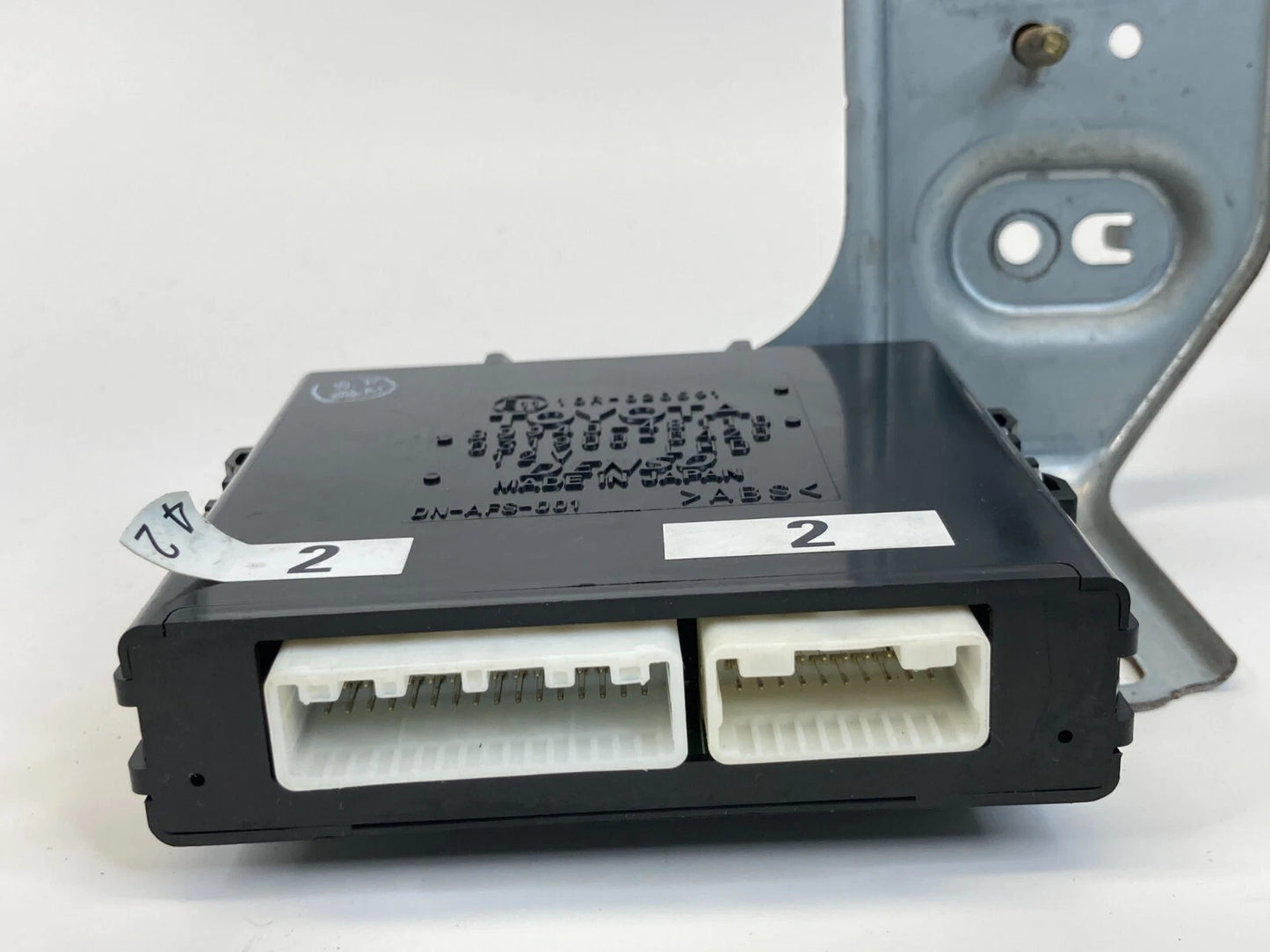 2004-2006 LEXUS RX330 HEADLIGHT HEAD LAMP LEVELING CONTROL MODULE 89940-48110