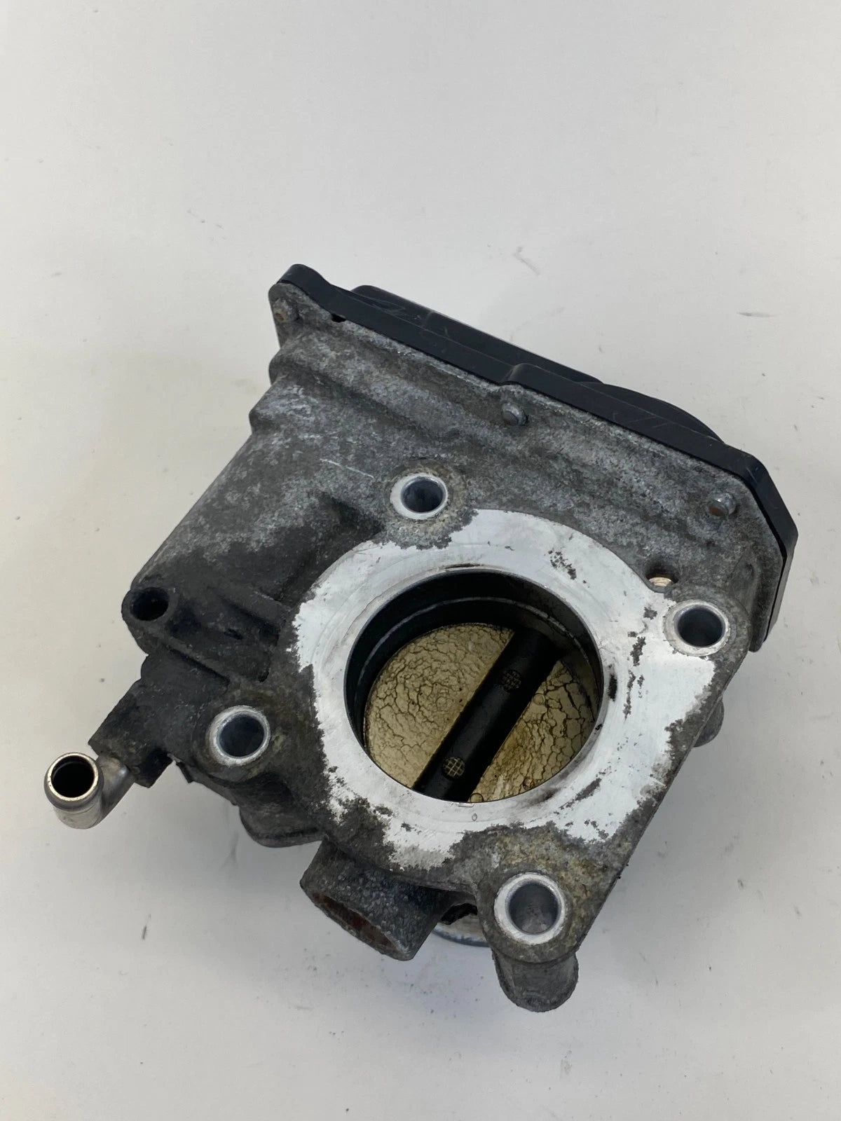 2007-2018 TOYOTA YARIS 1.5L L4 A/T THROTTLE BODY THROTTLE VALVE 22030-21030 OEM