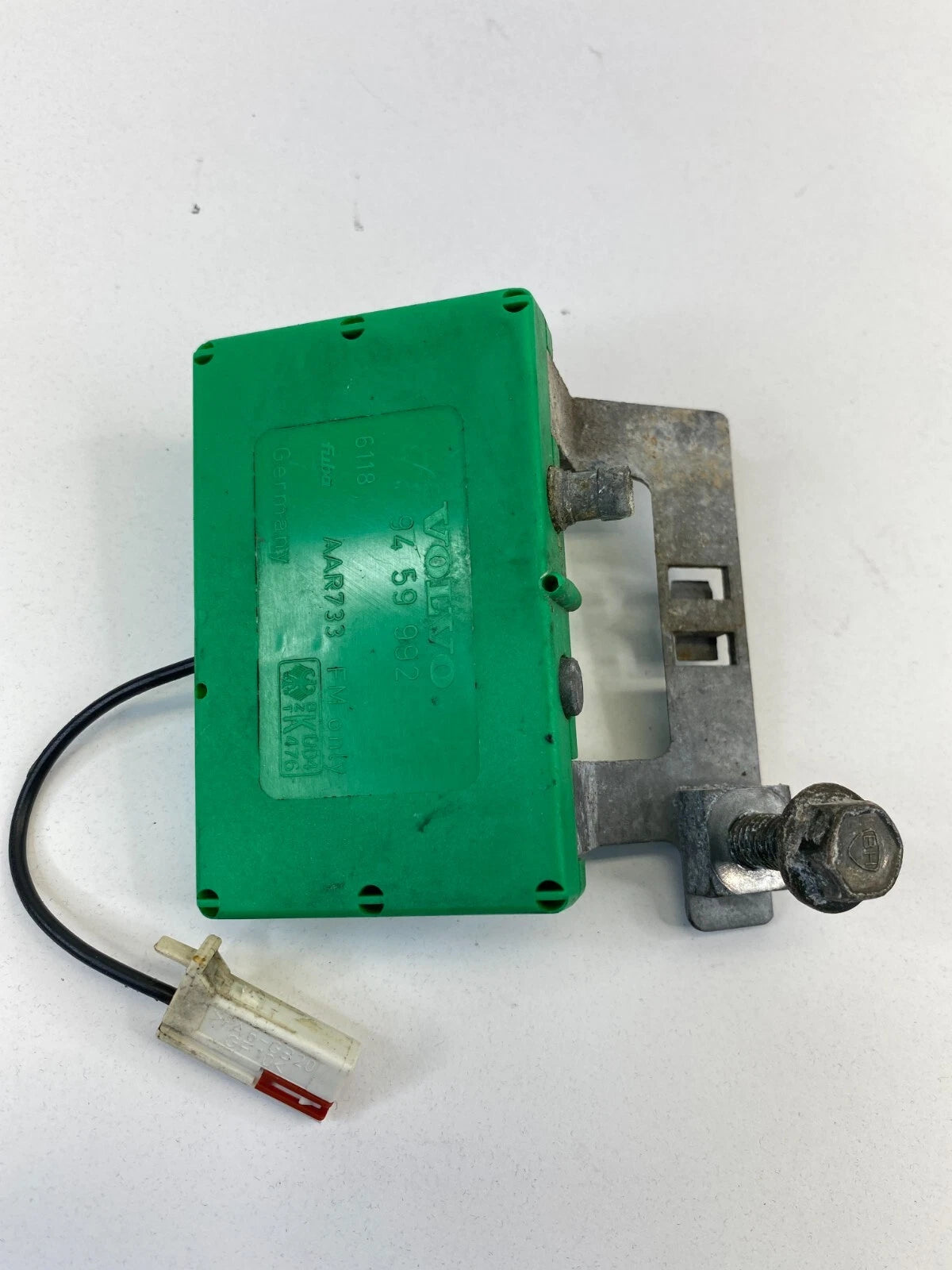 1999-2006 VOLVO S80 RADIO ANTENNA SIGNAL AMPLIFIER MODULE 9459992 OEM
