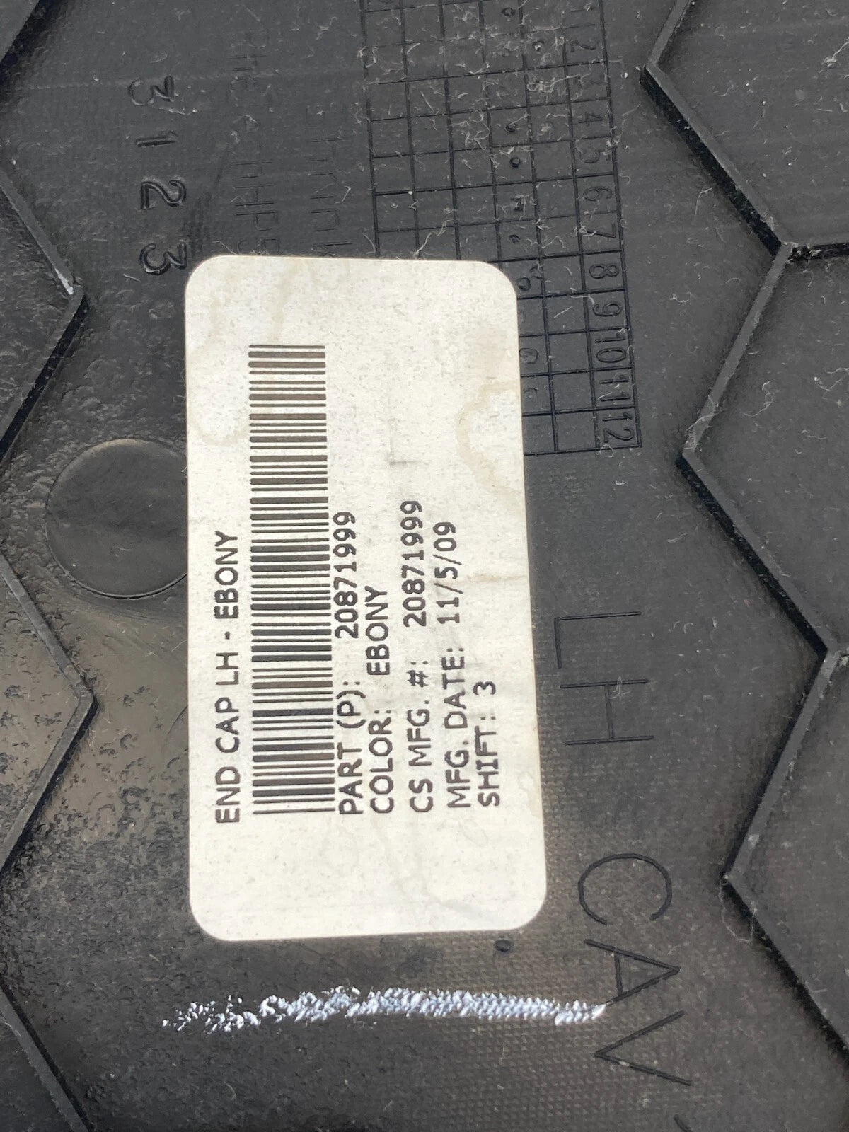 2009-2017 CHEVROLET TRAVERSE DASH LEFT SIDE END CAP COVER TRIM PANEL 20871999
