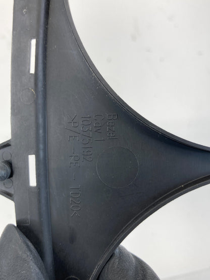 2007-2014 GMC Yukon Dash Speedometer Cluster Bezel Trim 15870677 OEM