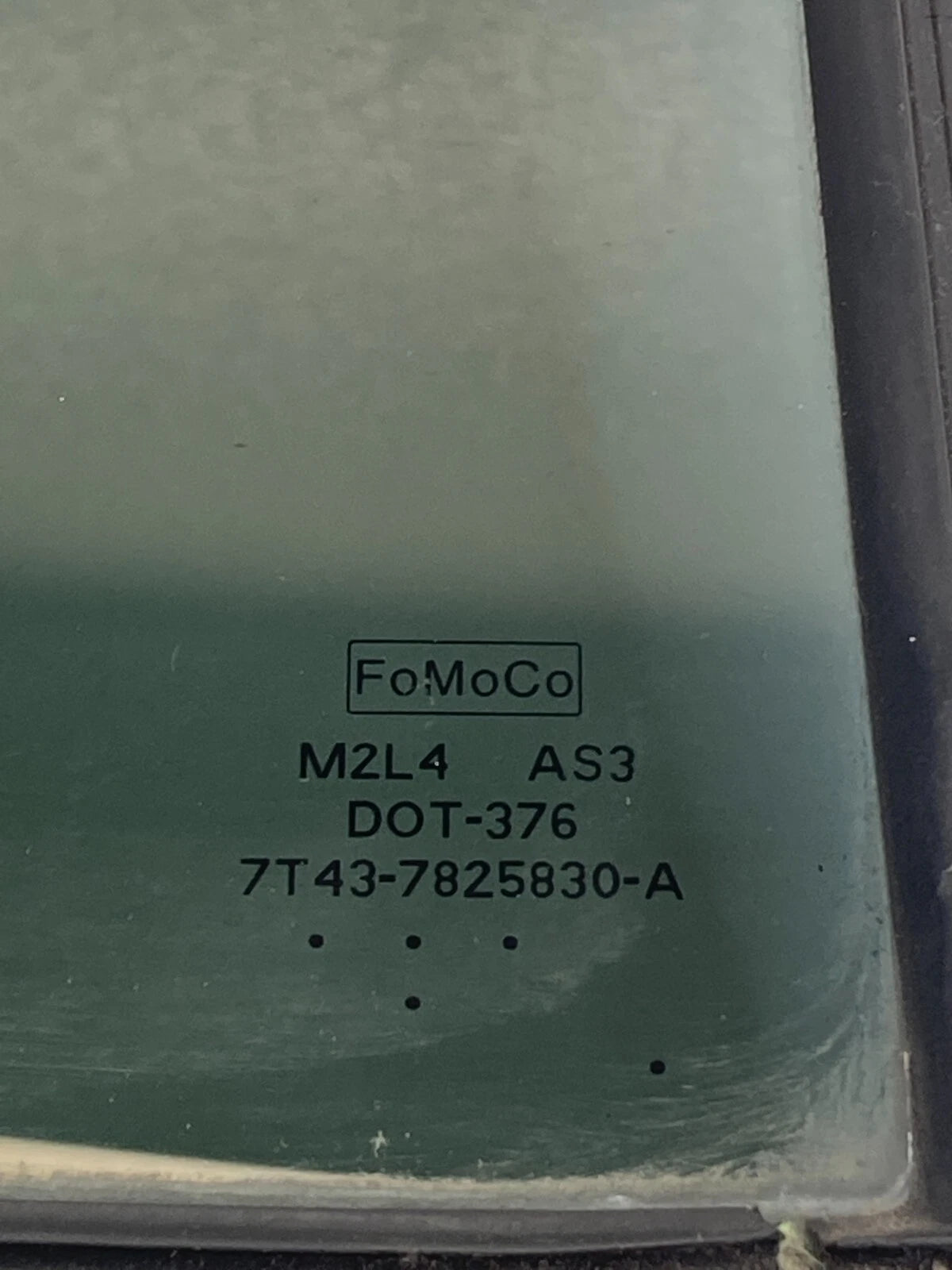 2007-2015 LINCOLN MKX REAR RIGHT SIDE QUARTER VENT WINDOW GLASS 7T43-7825830-A