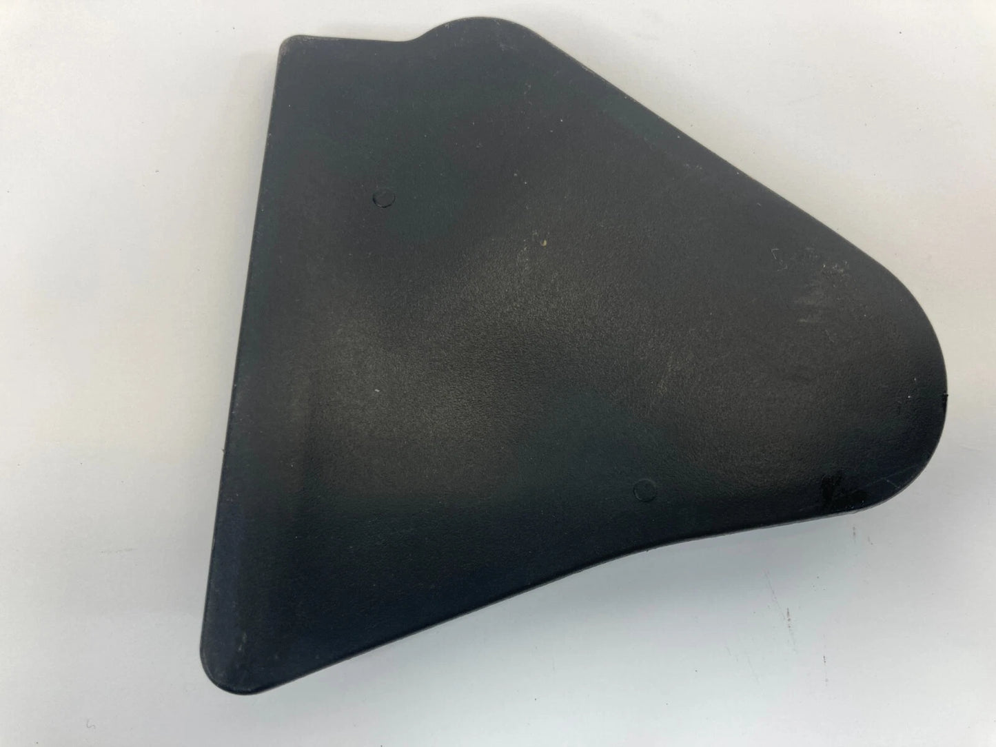 2010-2015 TOYOTA PRIUS FRONT RIGHT DOOR INNER MIRROR CORNER LOCK STRIKER COVER