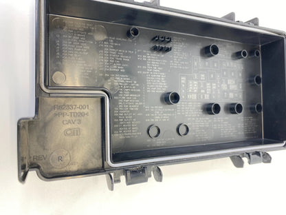 2011-2013 CHRYSLER TOWN & COUNTRY FUSE RELAY BOX BATTERY COVER LID R62337-001