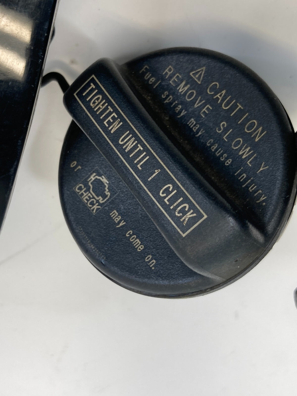 07 08 09 10 11 Toyota Camry SEDAN Quarter Panel Fuel Filler Door w/ Cap OEM