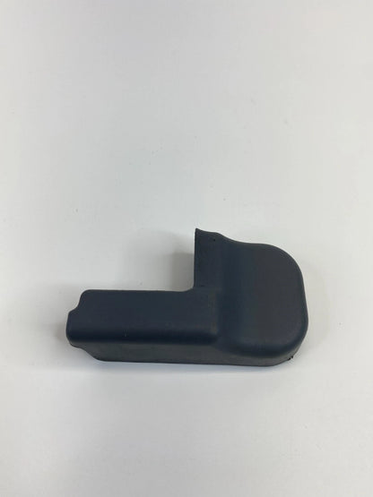 00-06 HYUNDAI ELANTRA FRONT SEAT TRACK REAR LEFT INNER COVER CAP 88567-2D100 OEM