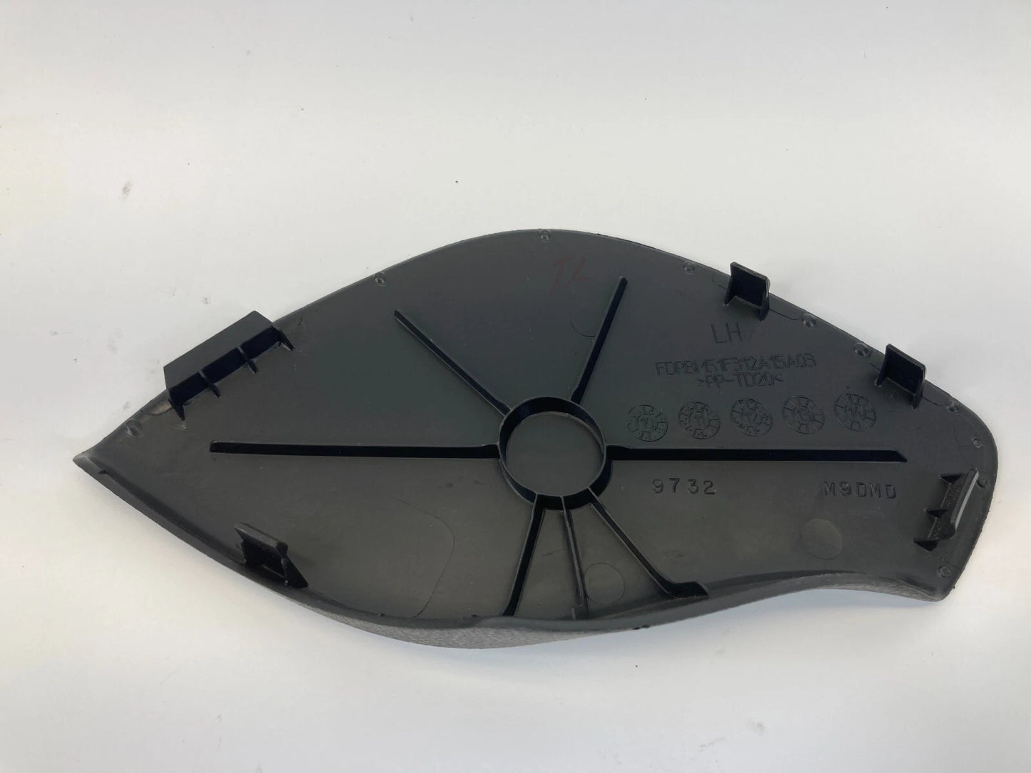 2012-2018 FORD FOCUS REAR LEFT SIDE TAIL LIGHT ACCESS COVER BM51F312A15A0 OEM