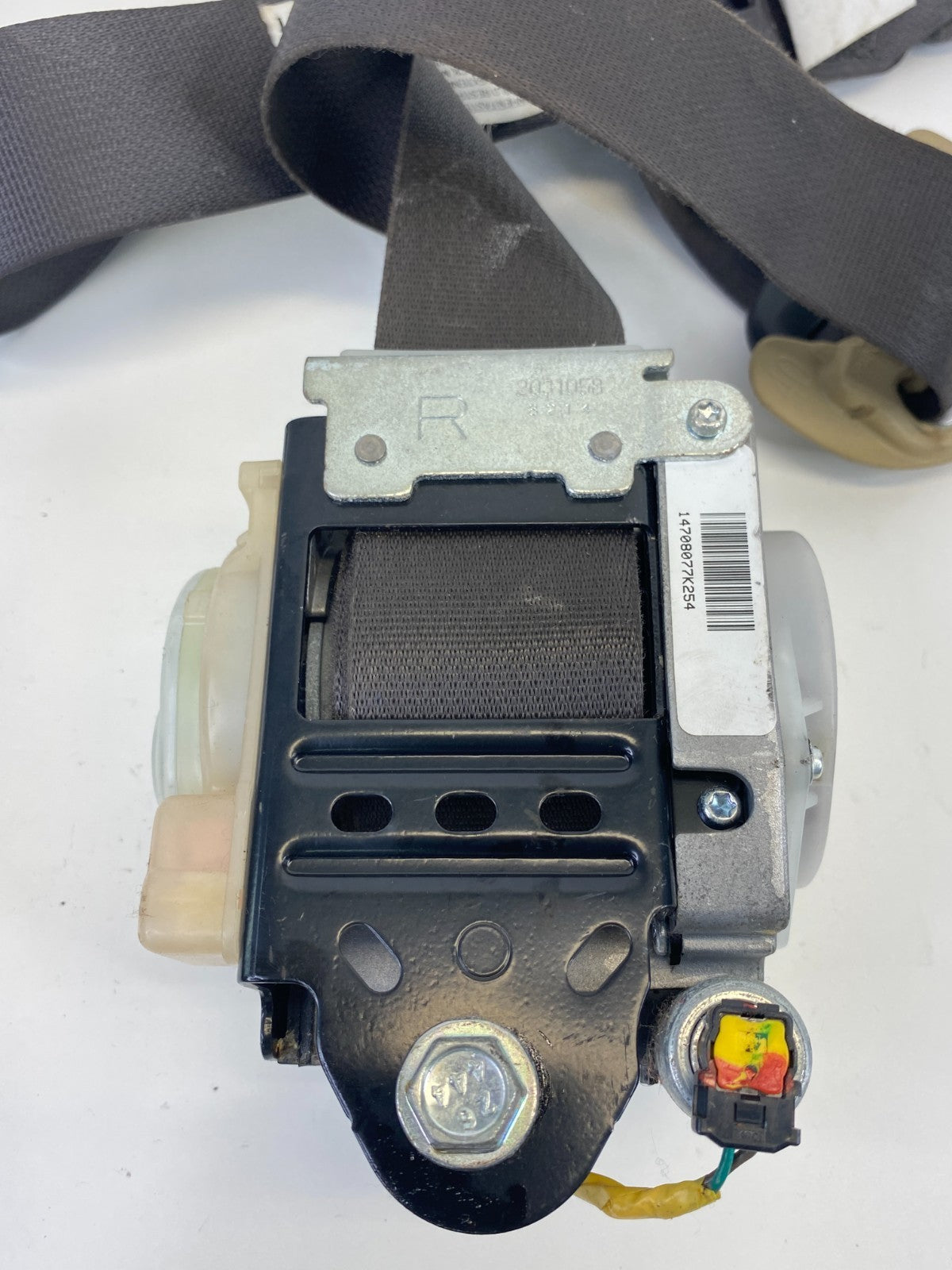 2009 2010 Hyundai Sonata Front Right Passenger Seat Belt Safety Retractor OEM