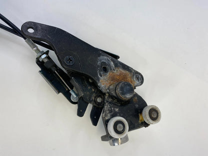 05 06 07 08 09 10 HONDA ODYSSEY REAR LEFT SLIDING DOOR LOWER ROLLER OEM