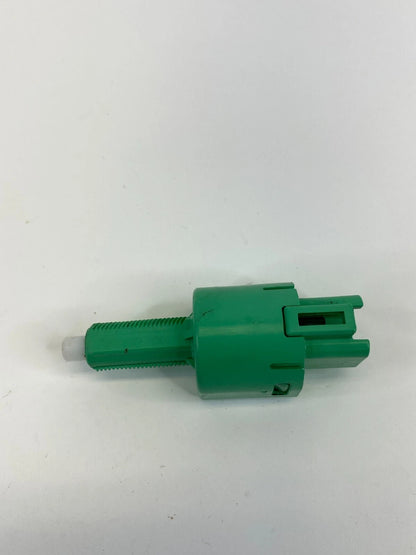 2010-2013 TOYOTA PRIUS 2012-2015 TOYOTA PRIUS V BRAKE LIGHT CONTROL SWITCH OEM