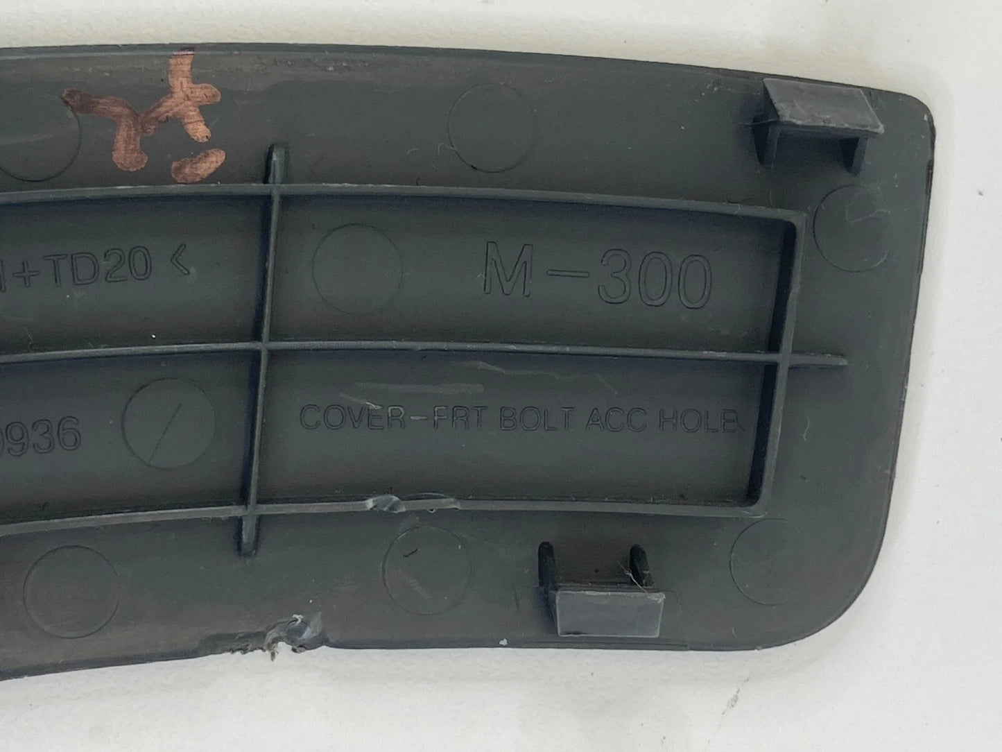 13 14 15 CHEVY SPARK FRONT LEFT DRIVER DOOR ACCESS TRIM BOLT HOLE COVER 96680936