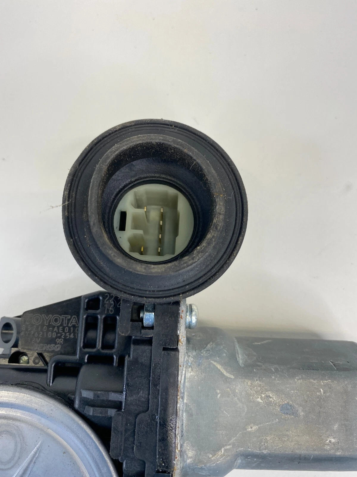2009-2019 TOYOTA COROLLA BACK REAR LEFT DOOR POWER WINDOW MOTOR 85710-AE010 OEM