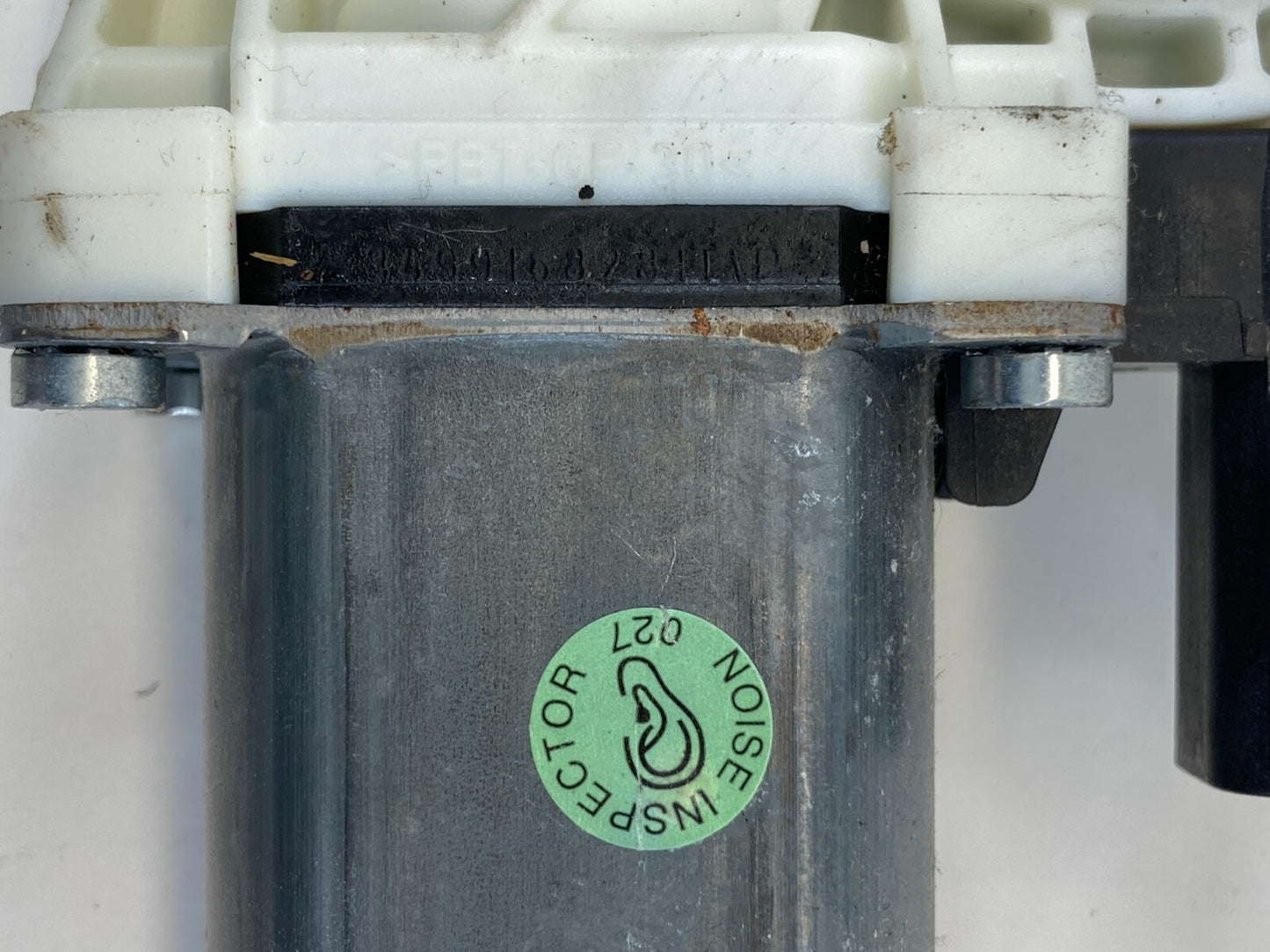 2008-2012 Jeep Liberty Front Left Side Power Window Motor 1001800-A001