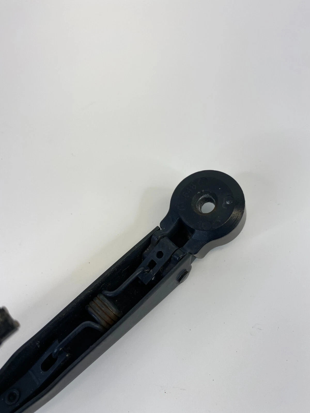 2007-2012 DODGE CALIBER REAR WINDSHIELD WIPER ARM & BLADE ASSY 05303787AD OEM