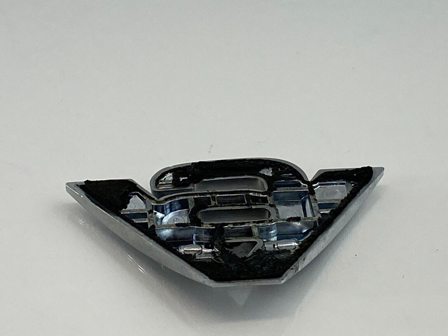 2007-2012 Ford Escape Front Fender Chrome V6 Nameplate Emblem OEM