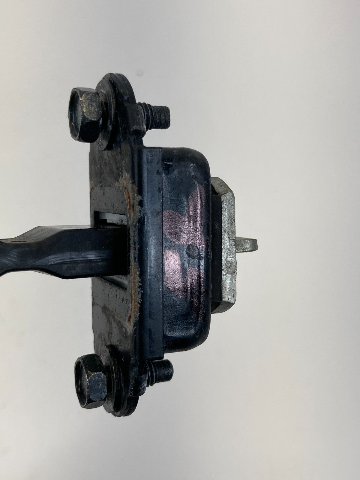 08-13 Nissan Rogue Front Right Side Stopper Detent Arm Hinge Checker Assembly