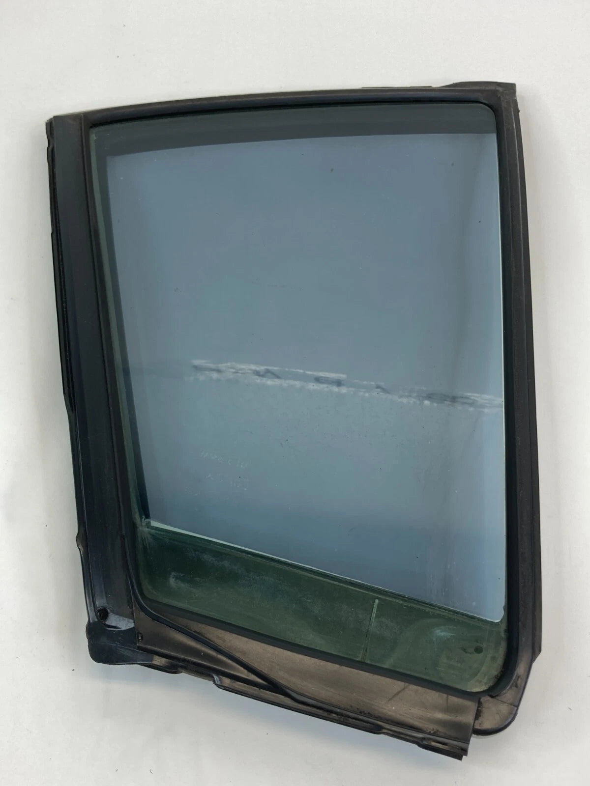 2007-2012 Nissan Altima Rear Right Door Quarter Vent Window Glass 82272-JA000