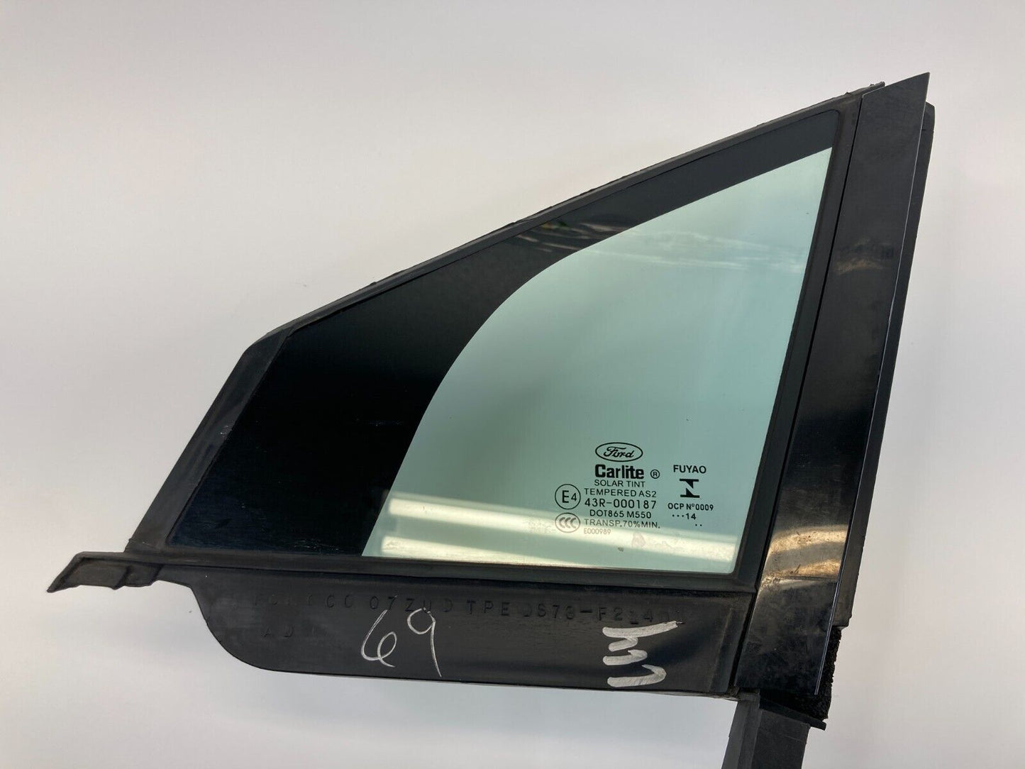 2013-2020 Ford Fusion Front Left Side Door Quarter Window Glass DS73-F21401 OEM