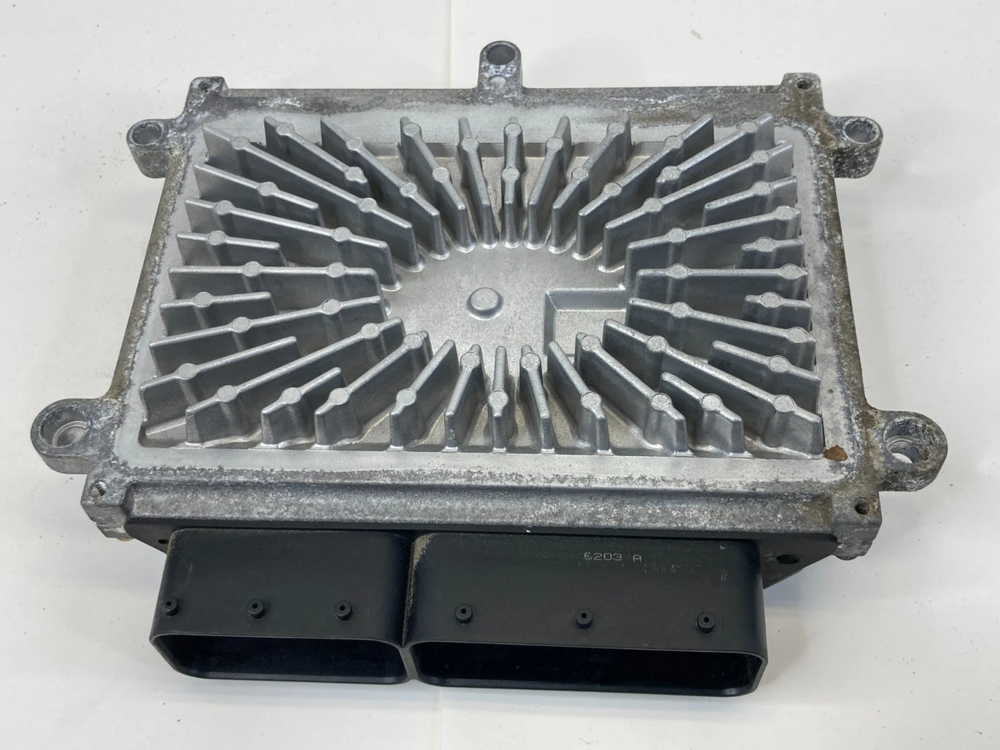 2004 VOLVO S40 2.4L ENGINE COMPUTER CONTROL MODULE ECM ECU PCM P30650677 OEM
