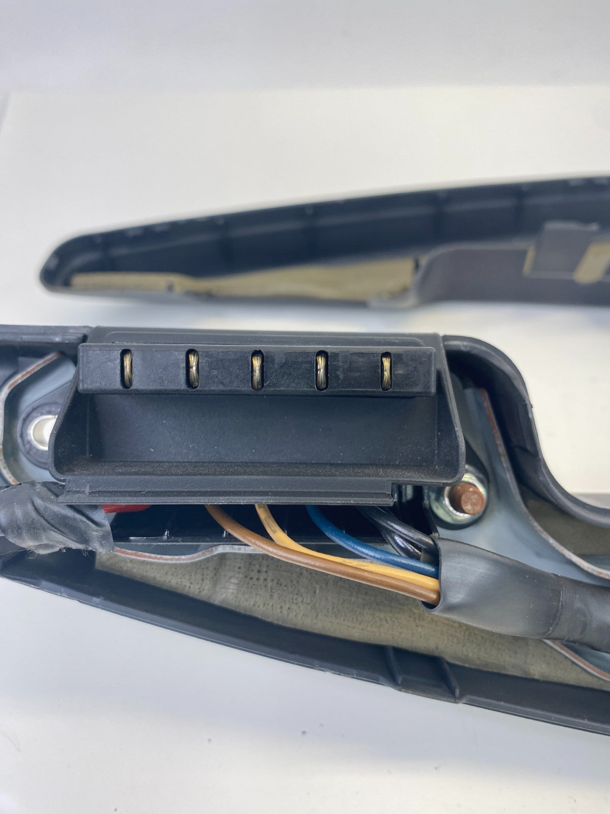 2005-2010 Kia Sportage Rear Wiper Motor & Linkage Assembly 98700-1F002