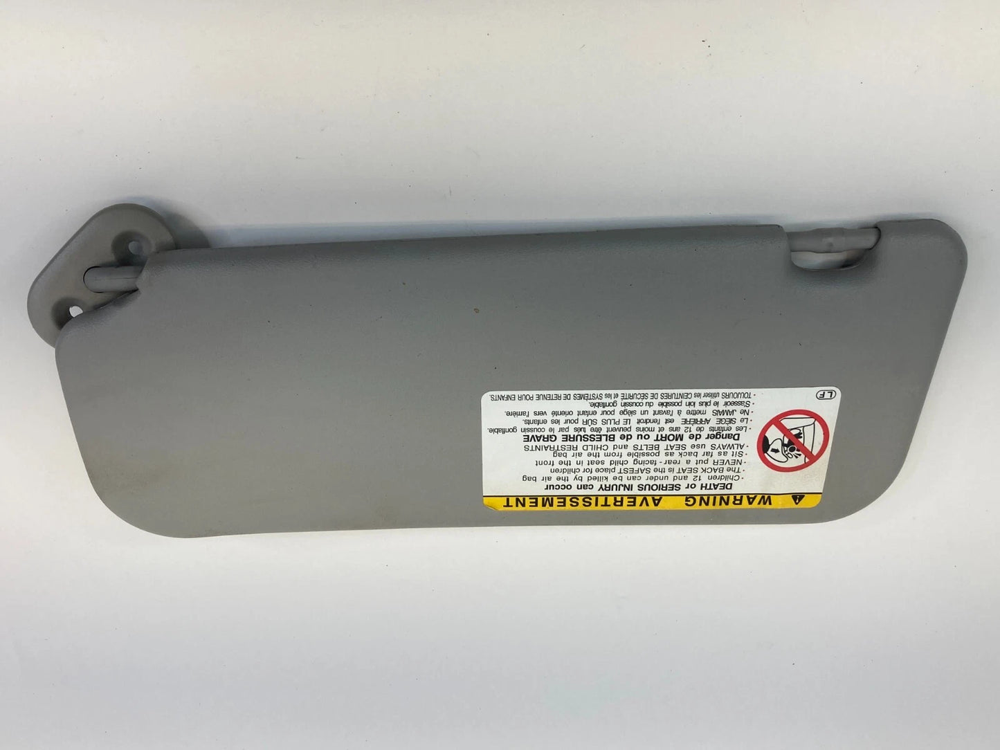 2003 2004 TOYOTA COROLLA FRONT RIGHT PASSENGER SIDE SUNVISOR SUN VISOR SHADE OEM