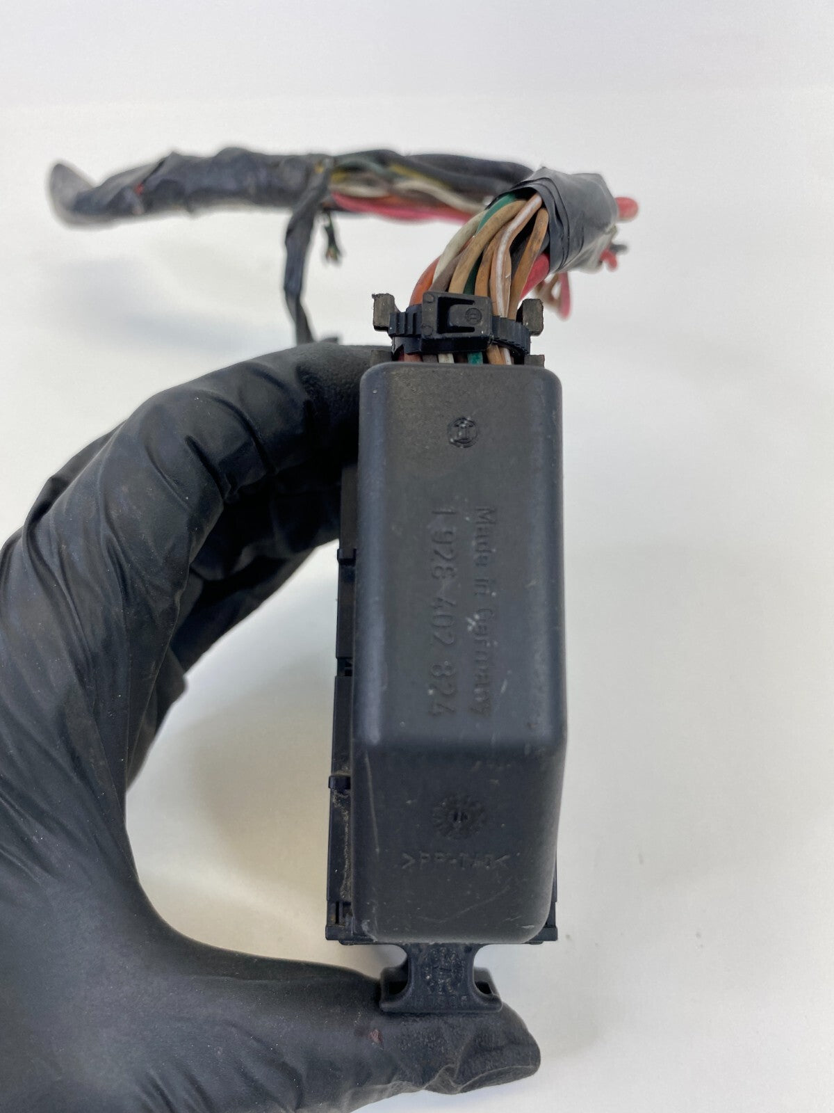 2004-2007 Saturn Vue 3.5L AT ABS Pump Anti Lock Brake Module Connector Plug OEM