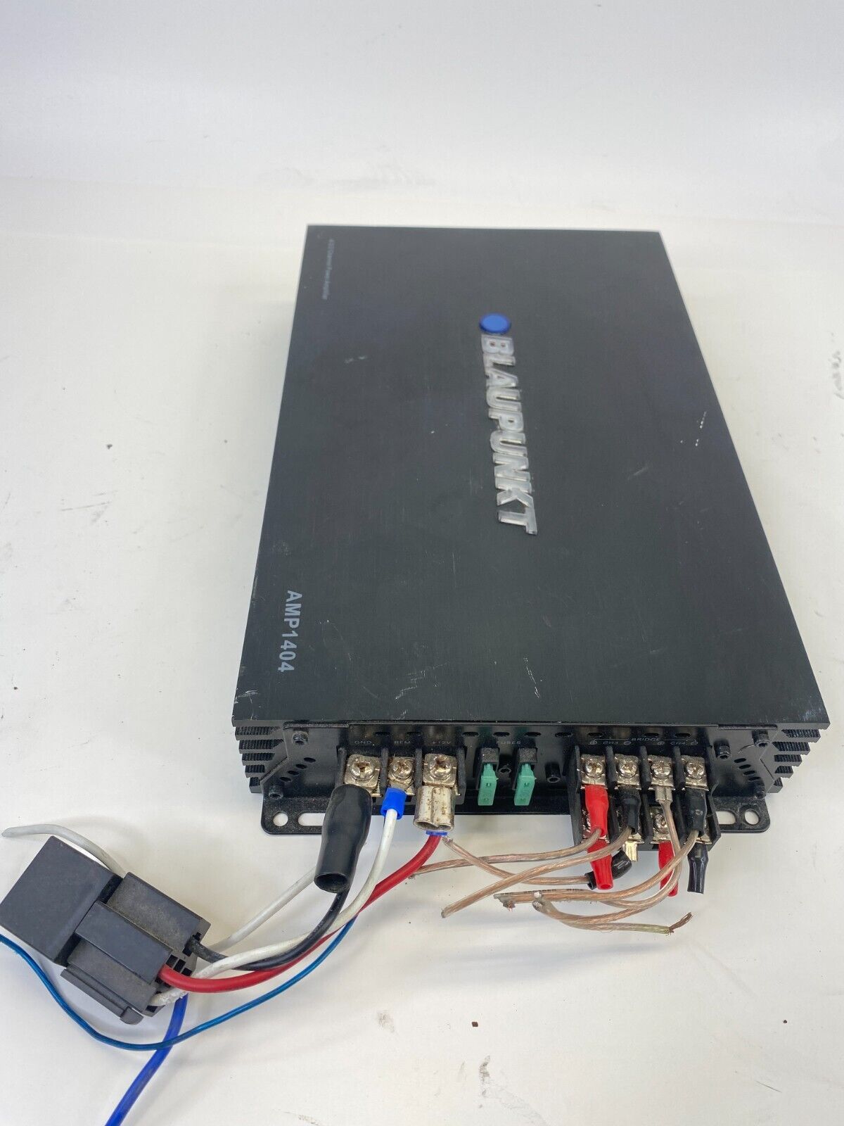 Blaupunkt Car Audio 4/3/2 Channel Power Amplifier AMP1404 1500W