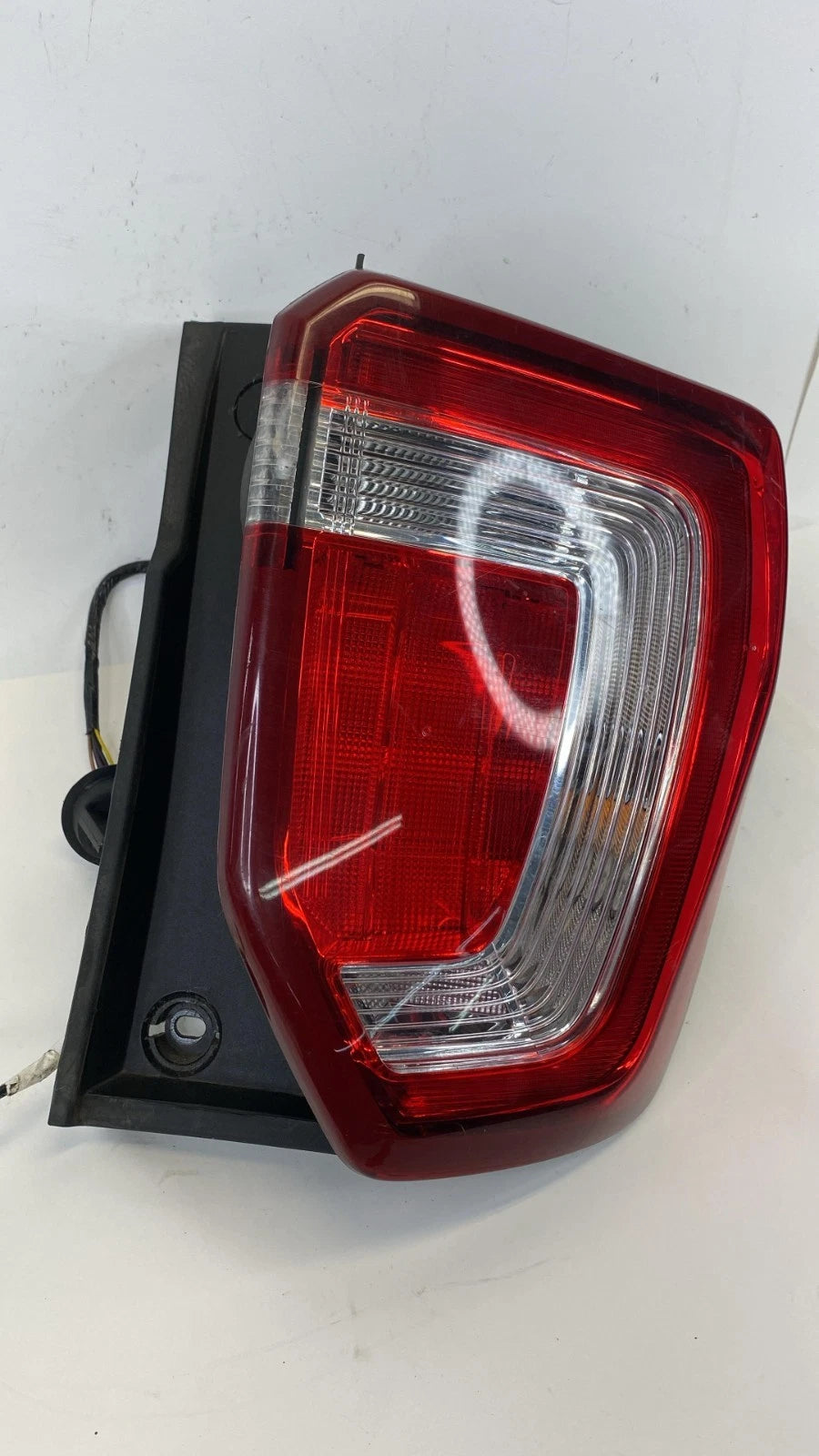 2016-2019 Ford Explorer Police Interceptor Utility Right Taillight Taillamp OEM