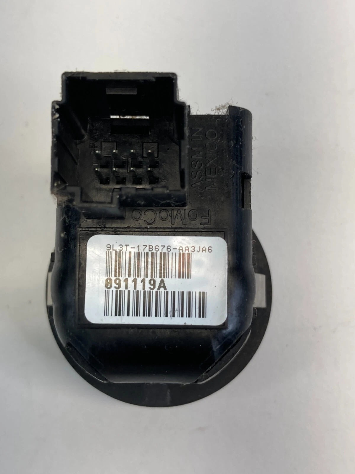 2006-2012 FORD FUSION FRONT LEFT DOOR POWER MIRROR SWITCH BUTTON 9L3T-17B676-AA